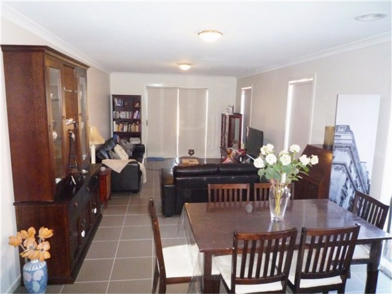 13 Triandra Drive, Brookfield VIC 3338