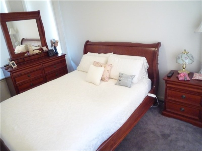 13 Triandra Drive, Brookfield VIC 3338