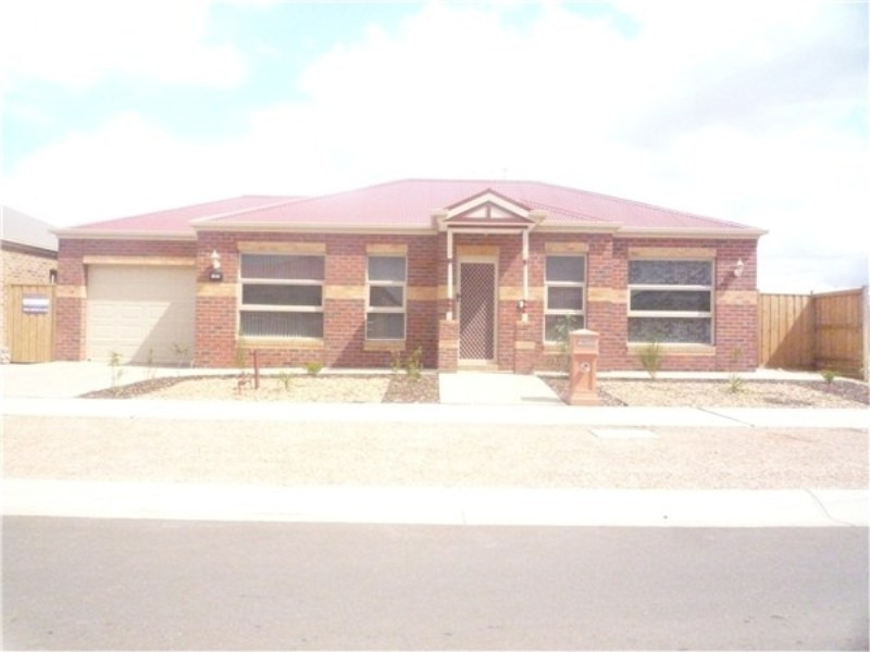 6 Blossom Avenue, Melton West VIC 3337