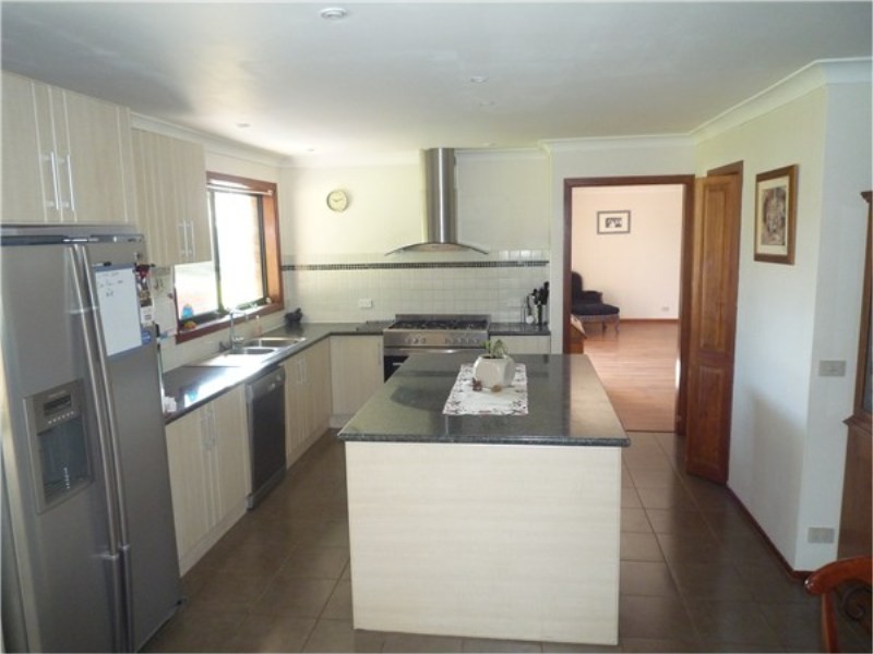 1 / 14 Croxton Drive, Kurunjang VIC 3337