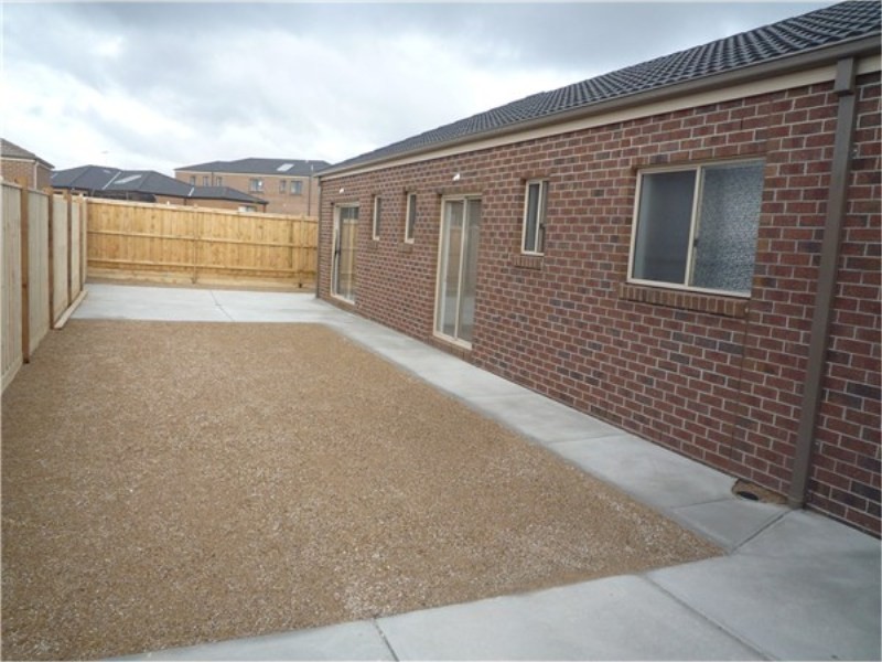 36 Lot 842 Ormonde Esplanade, Melton West VIC 3337