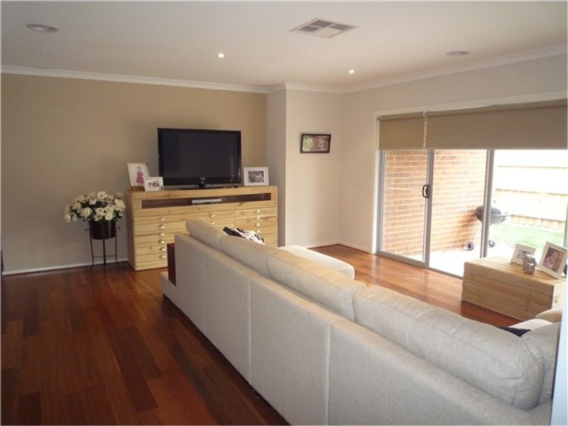 14 Marong Avenue, Eynesbury VIC 3338