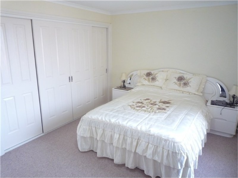 4 / 45-47 Palmerston Street, Melton VIC 3337