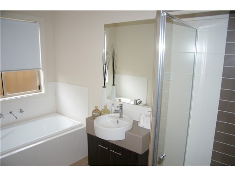 Unit 1 / Lot 10 Starflower Way, Truganina VIC 3029