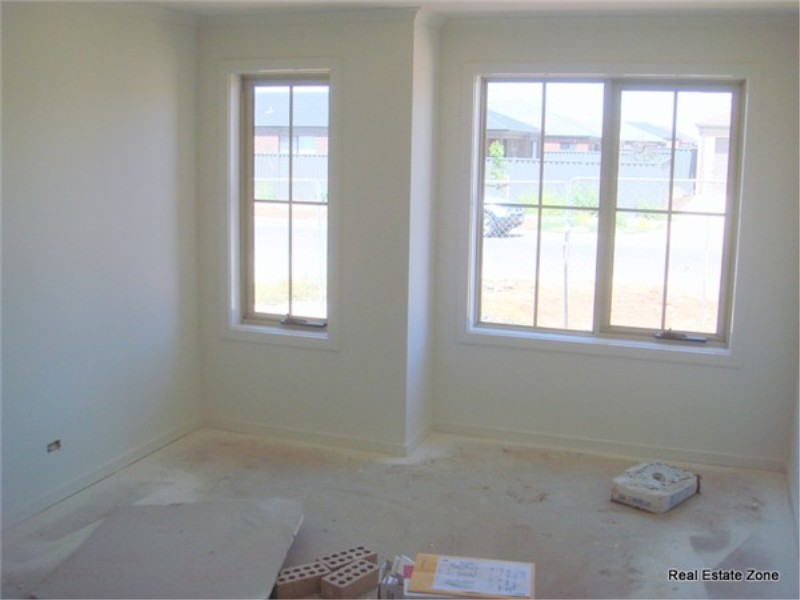 36 Stony Brook Way, Truganina VIC 3029