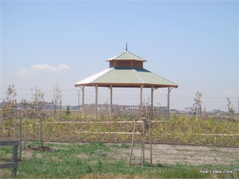 36 Stony Brook Way, Truganina VIC 3029