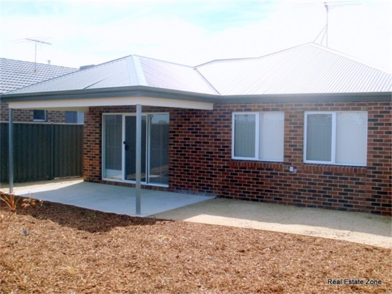 9 Cogley Street, Wyndham Vale VIC 3024