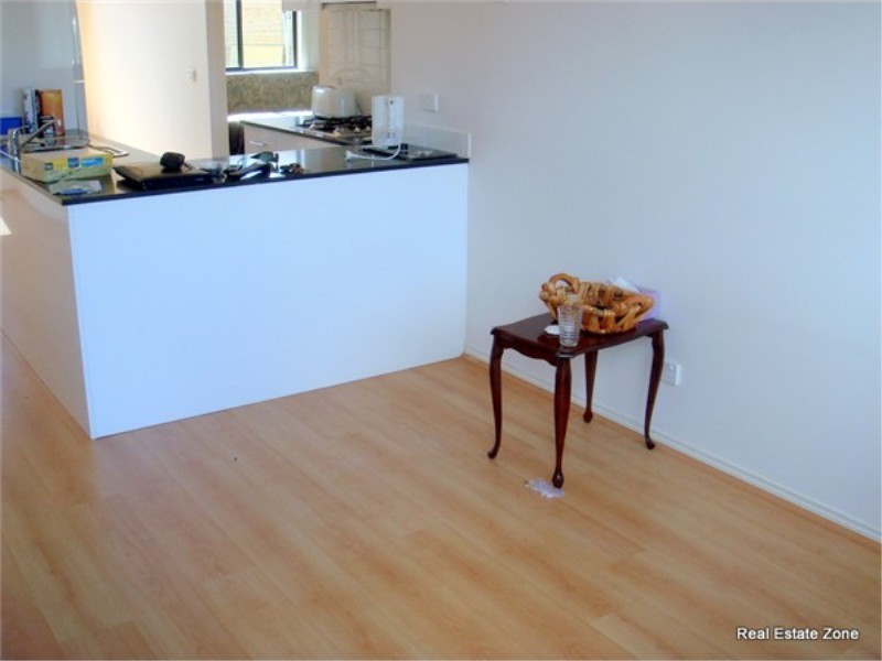 10 / 2-6 Kelly Street, Werribee VIC 3030