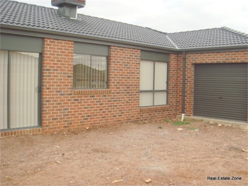 9 Andie Way, Tarneit VIC 3029