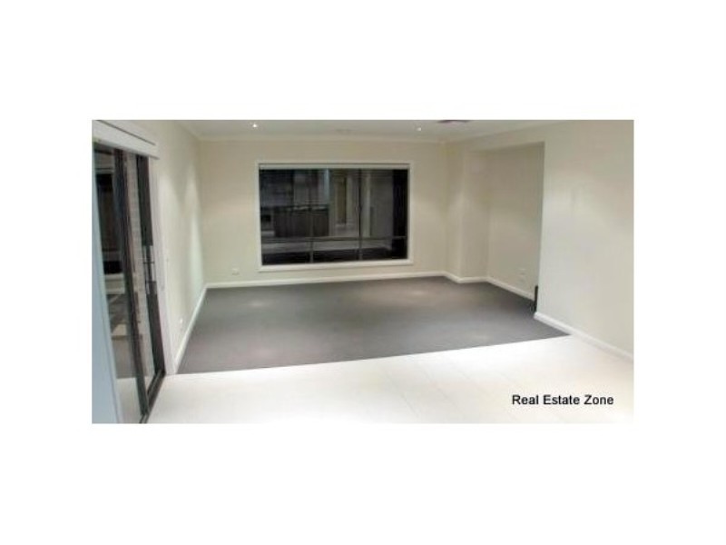 42 Fantail Crecent, Williams Landing VIC 3027