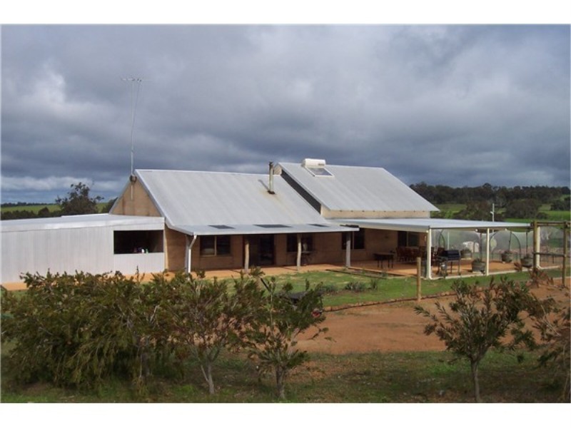 Lot 448 / RMB 98 Six Mile Road, Boyup Brook WA 6244