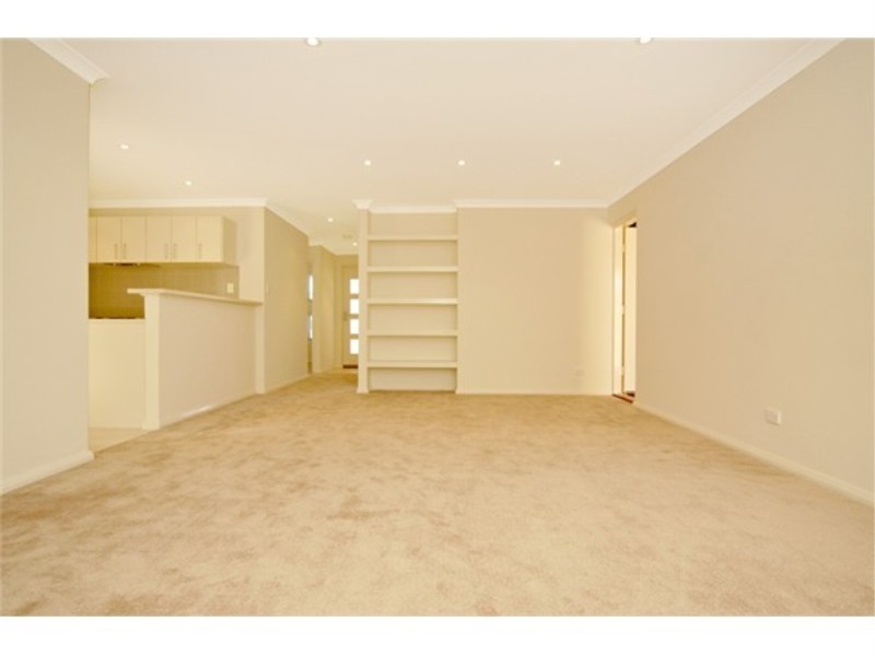 12 EMERSON TURN, Clarkson WA 6030