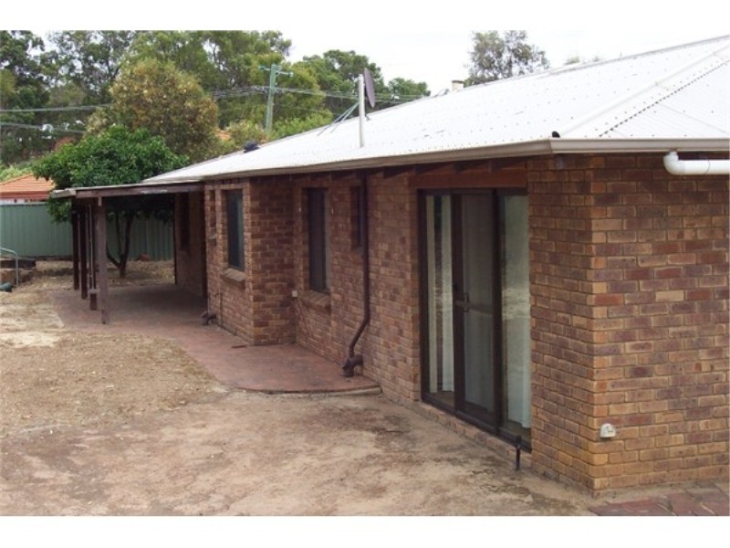 21 KNAPP STREET, Boyup Brook WA 6244