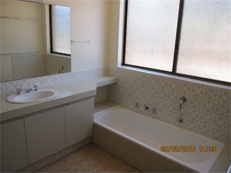 21 KNAPP STREET, Boyup Brook WA 6244