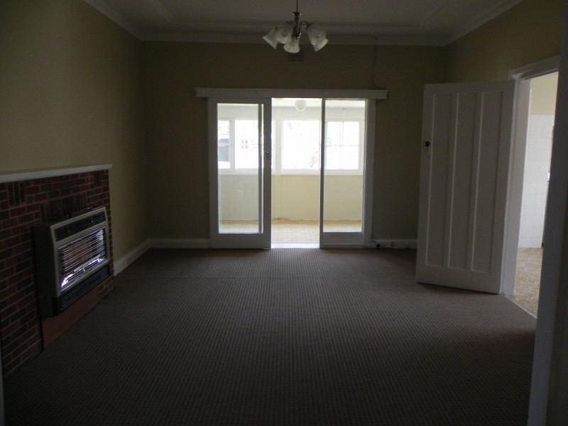 5 Shaw Street, Yass NSW 2582