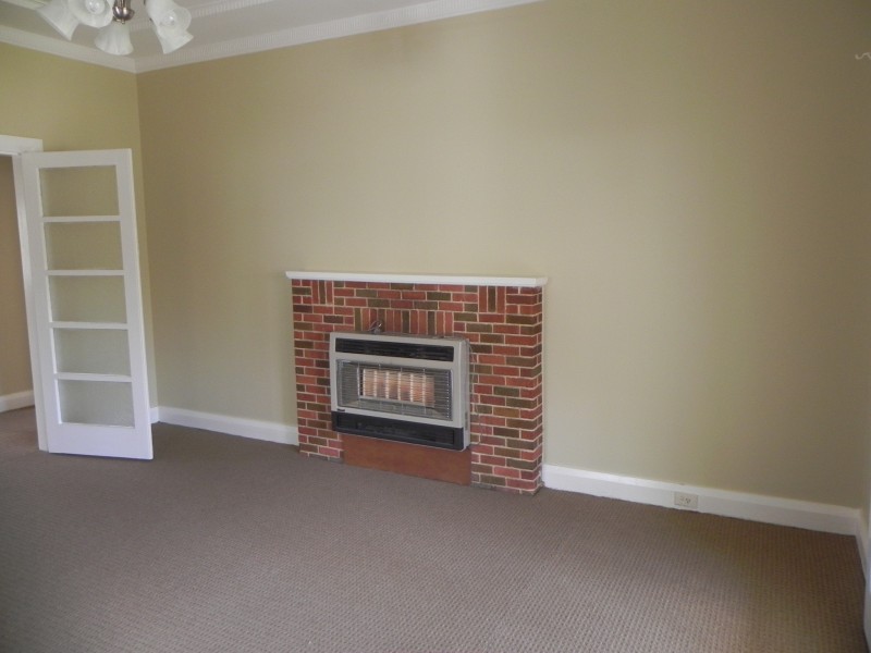 5 Shaw Street, Yass NSW 2582