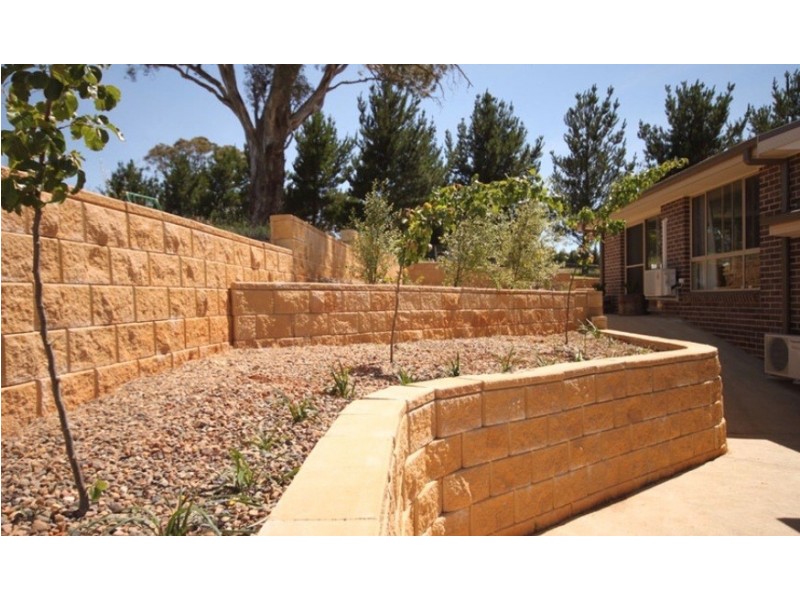 17 Discovery Drive, Yass NSW 2582