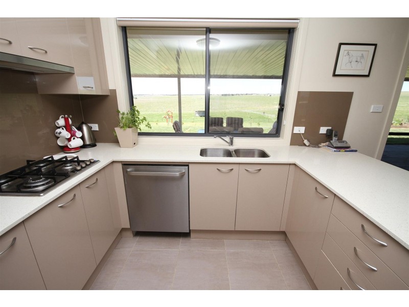 9 Kitty’S Creek Road, Yass NSW 2582