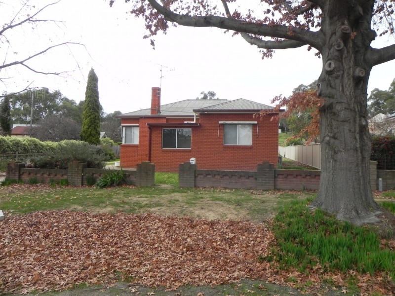 12 Church Street, Yass NSW 2582