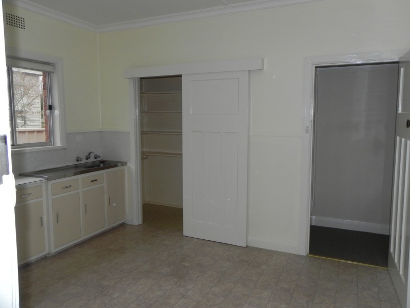 12 Church Street, Yass NSW 2582
