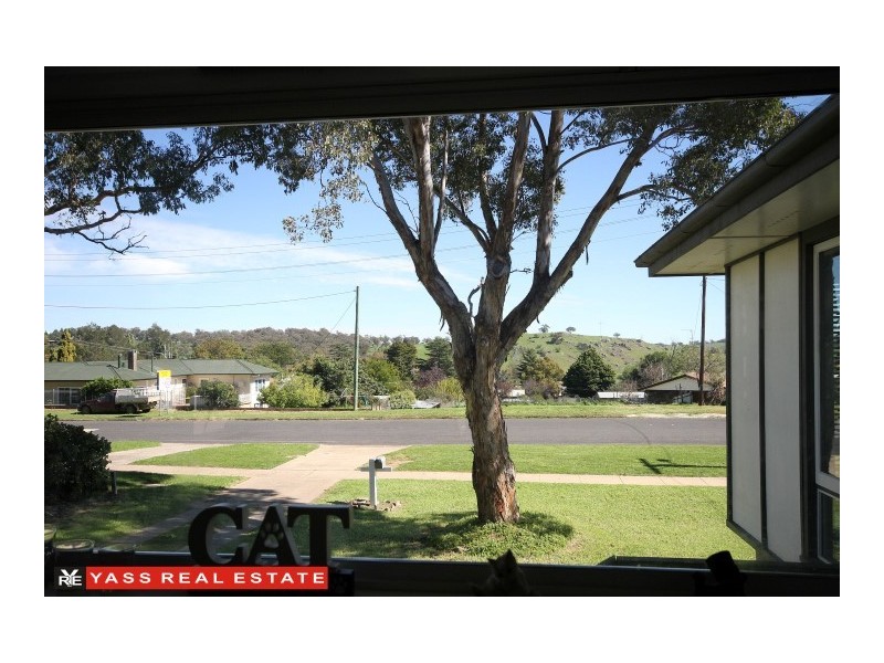 3 Glebe Street, Yass NSW 2582