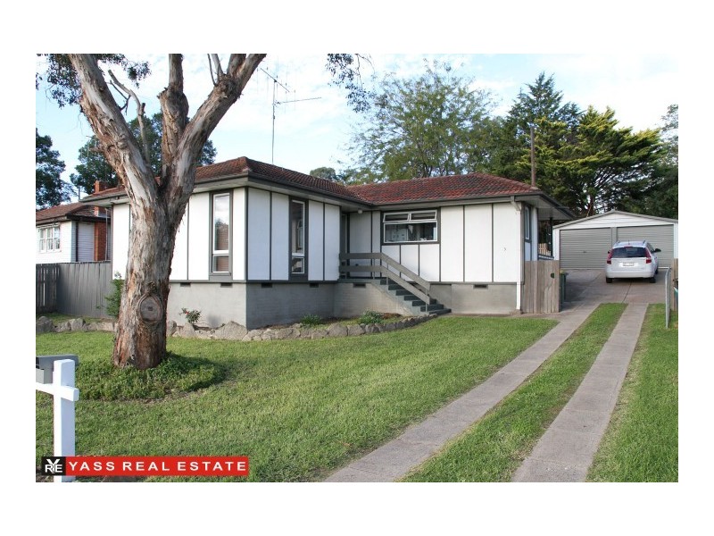 3 Glebe Street, Yass NSW 2582