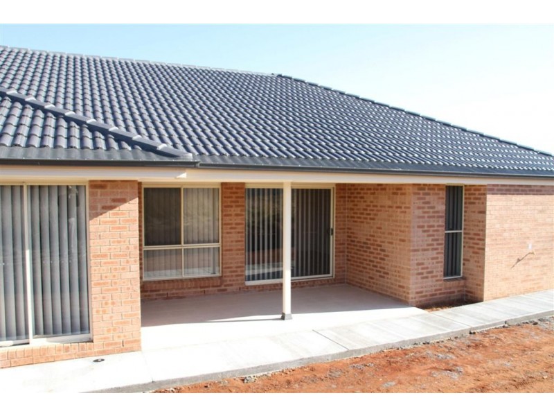 25 Discovery Drive, Yass NSW 2582