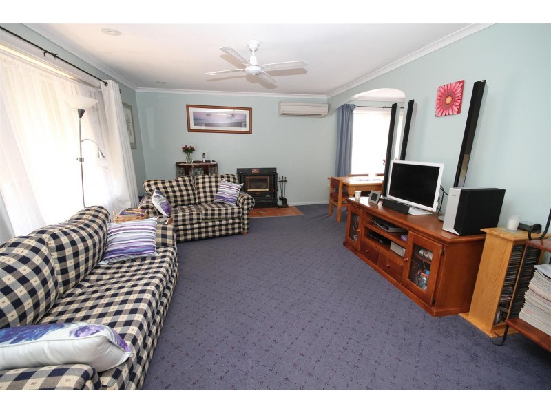 32 Meehan Street, Yass NSW 2582