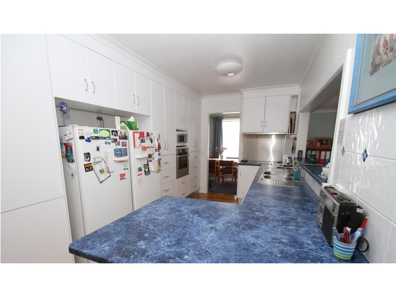 32 Meehan Street, Yass NSW 2582