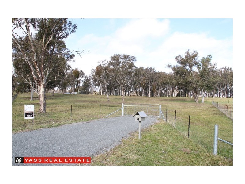8 Parklands Avenue, Murrumbateman NSW 2582