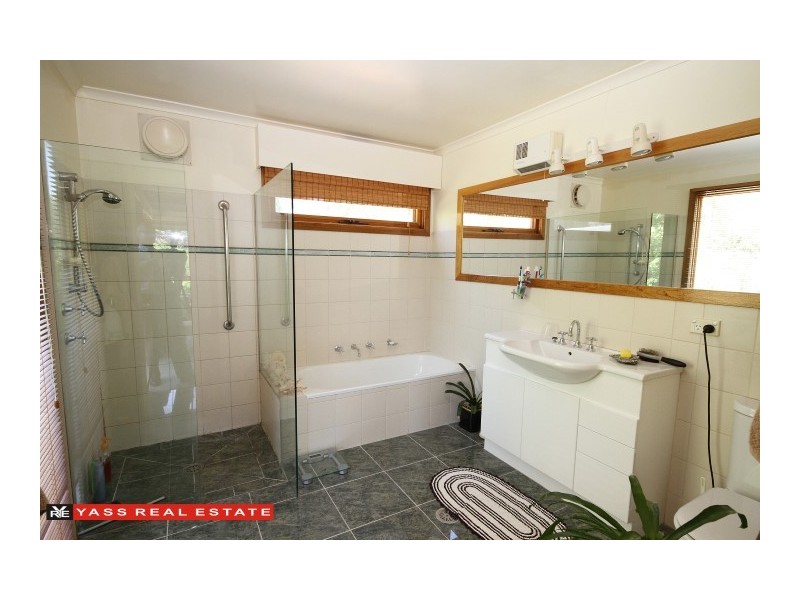 121 Magennis Drive, Jeir NSW 2582