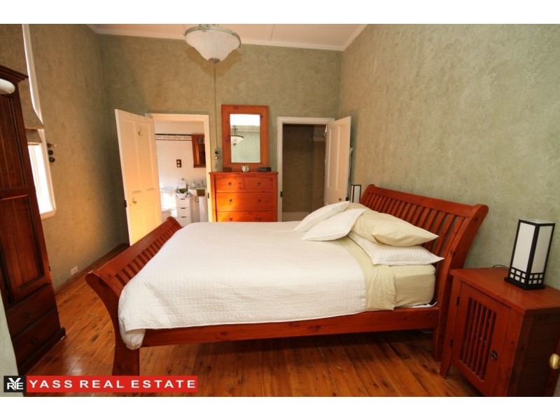 7 Petit Street, Yass NSW 2582