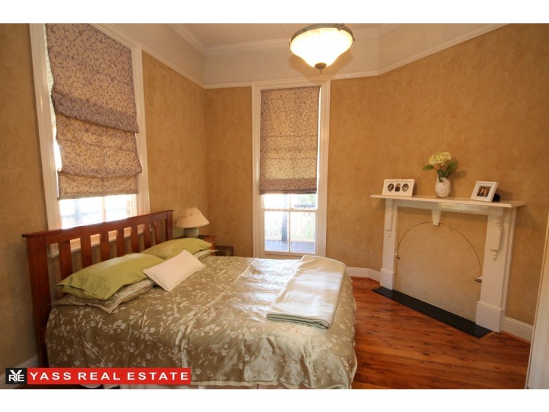 7 Petit Street, Yass NSW 2582