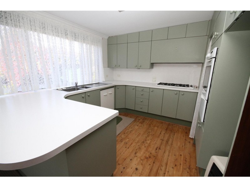 32 Plunkett Street, Yass NSW 2582