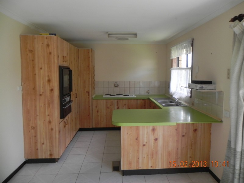 14 Mcbean Parade, Yass NSW 2582