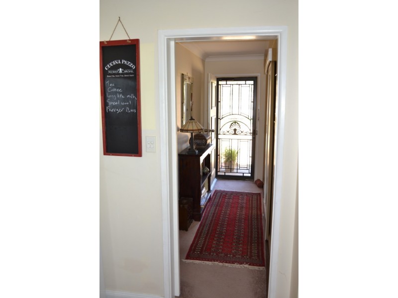 119 Rossi Street, Yass NSW 2582