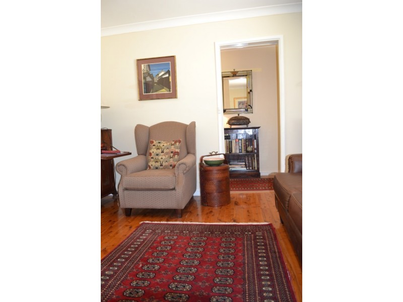 119 Rossi Street, Yass NSW 2582