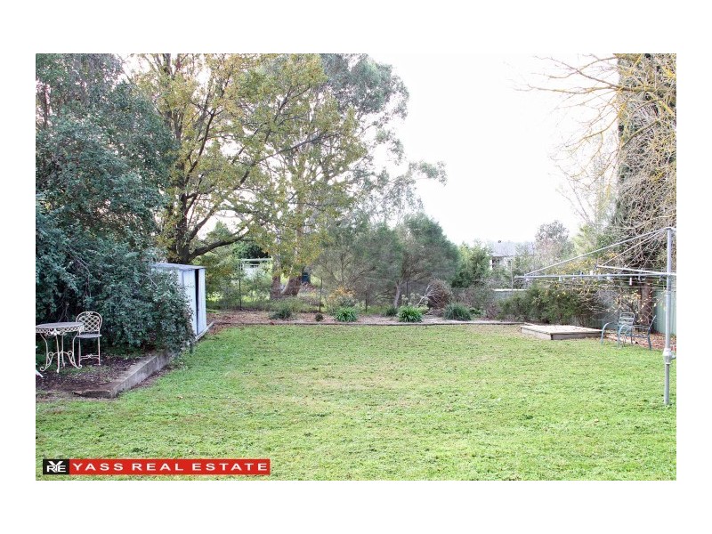 119 Rossi Street, Yass NSW 2582