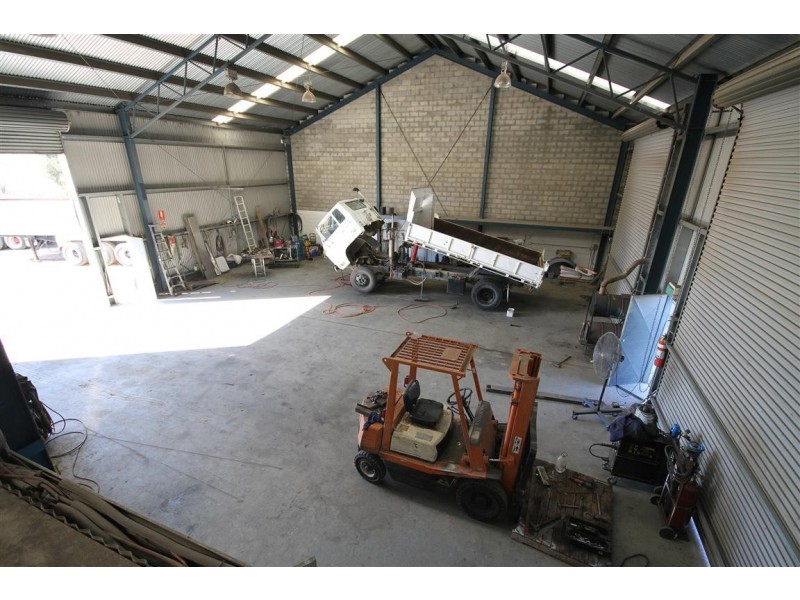 16 Yass Valley Way, Yass NSW 2582