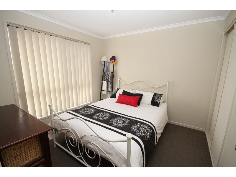 2 Henry Place, Yass NSW 2582