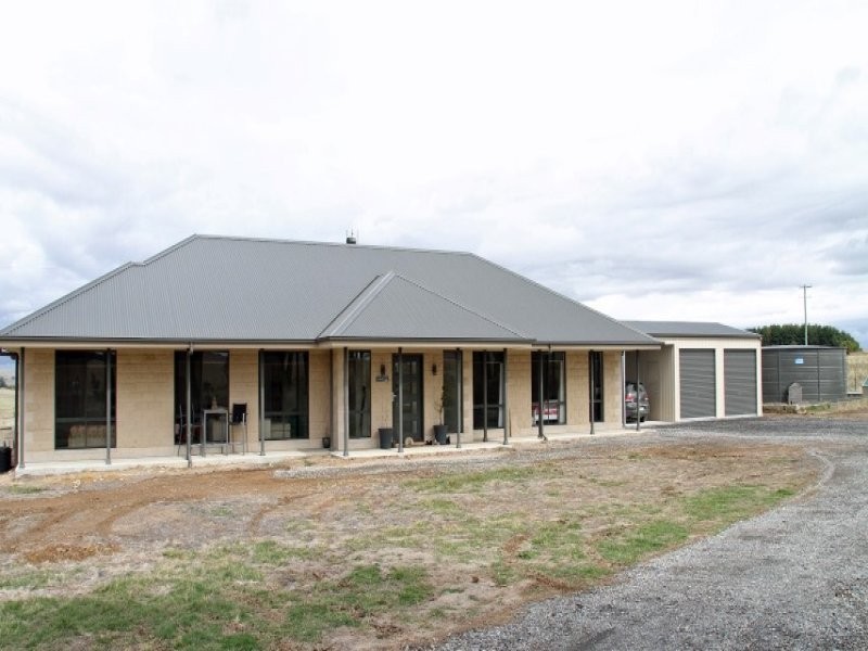55 Tanmangaroo Road, Yass NSW 2582