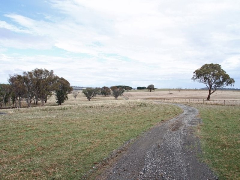 55 Tanmangaroo Road, Yass NSW 2582