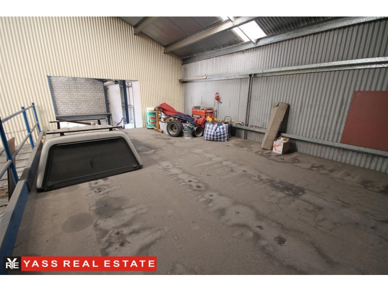 16 Yass Valley Way, Yass NSW 2582