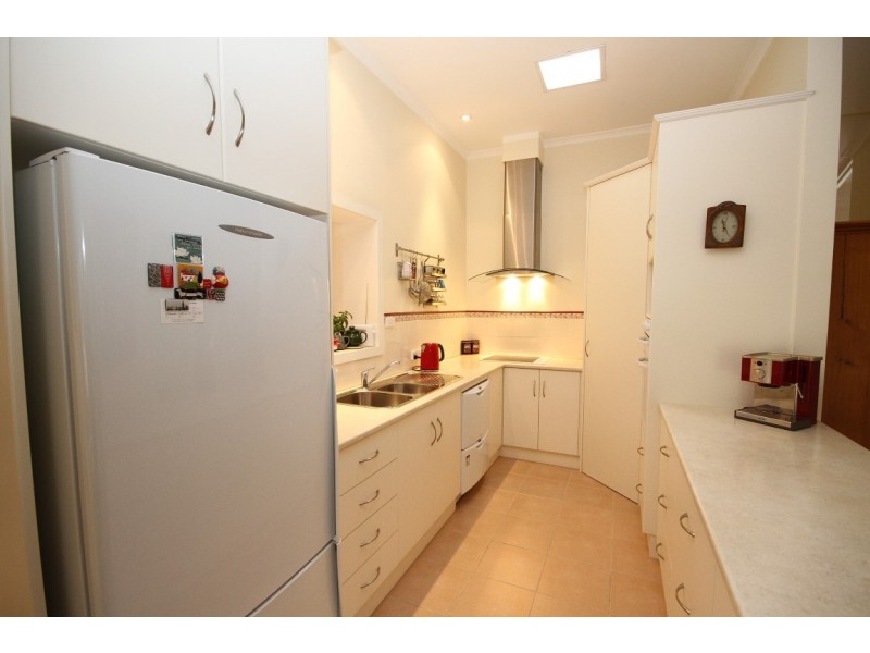 7 Amaroo Place, Yass NSW 2582