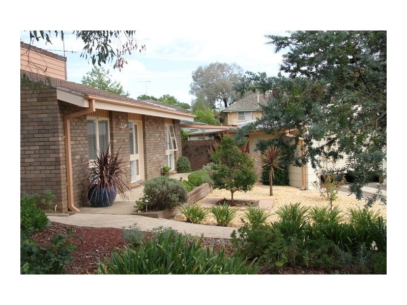 7 Amaroo Place, Yass NSW 2582