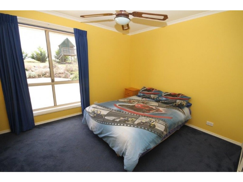 4 Mort Lane, Yass NSW 2582