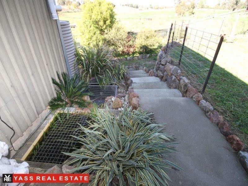 6 Grand Junction Road, Yass NSW 2582