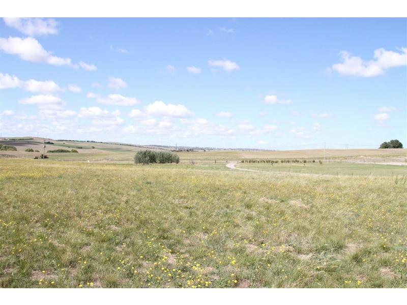 11 Craig Close, Yass NSW 2582