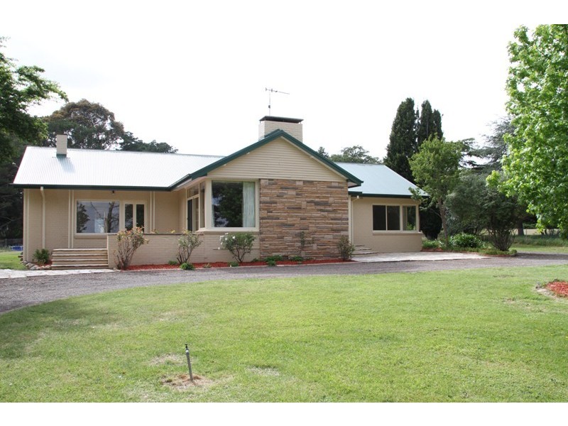 2530 Barton Highway, Jeir NSW 2582