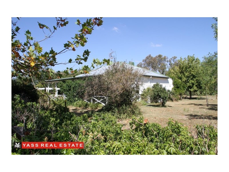 14 Yass River Road, Yass River NSW 2582